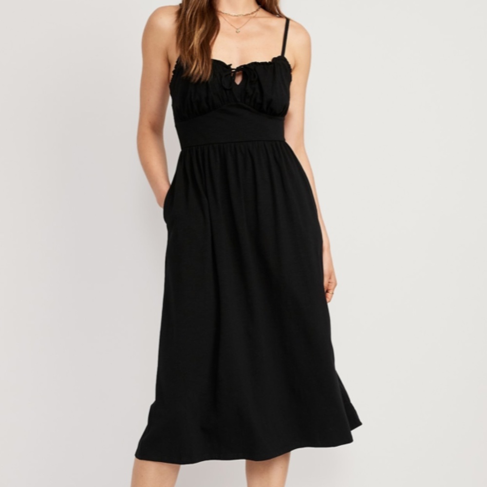 Old Navy Women's Fit & Flare Tie-Front Cami Midi Dress in Black, Size M Tall